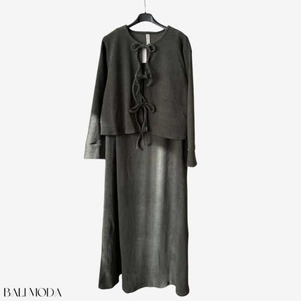 طقم قطيفة من قطعتين