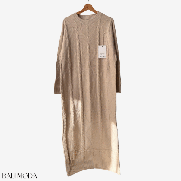 فستان صوفي طويل