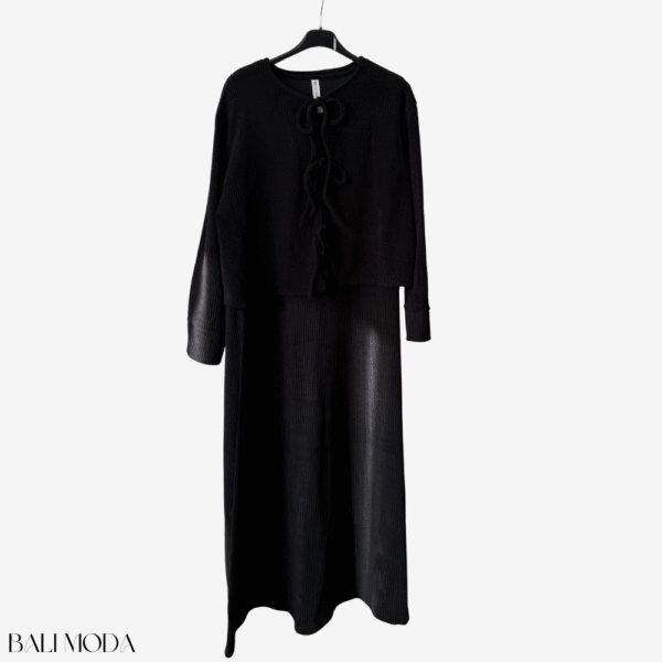 طقم قطيفة من قطعتين