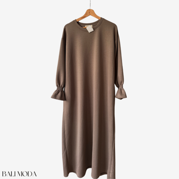 عباية سكوبا بأكمام مكشكشة