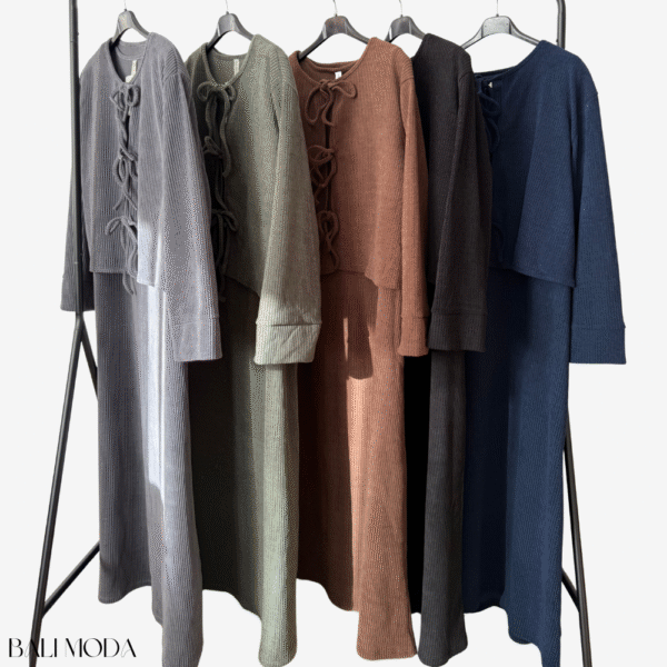 طقم قطيفة من قطعتين