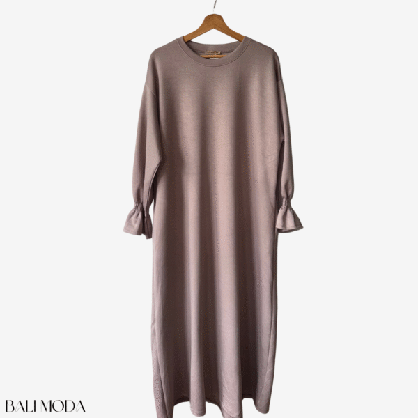 عباية سكوبا بأكمام مكشكشة