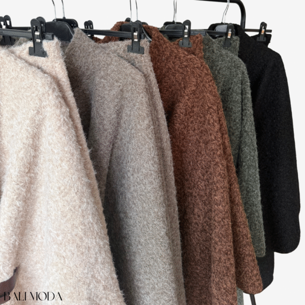 9 طقم كاب وتنورة كاشمير