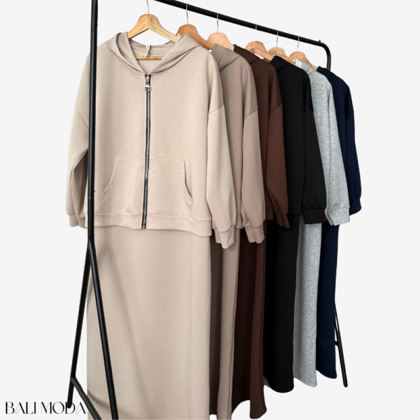 طاقم سكوبا من قطعتين