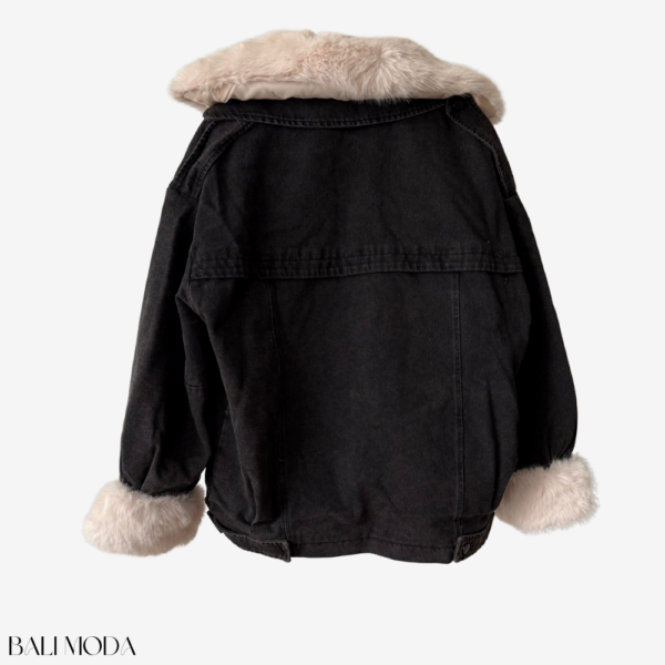 جاكيت جينز Oversize بفراء