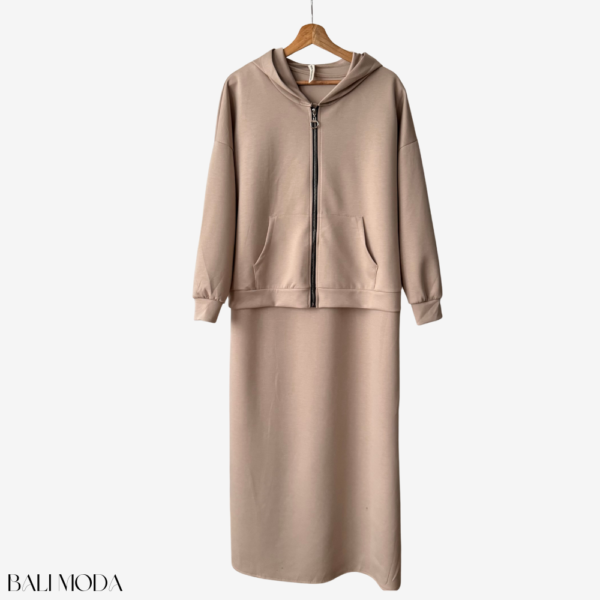 طاقم سكوبا من قطعتين