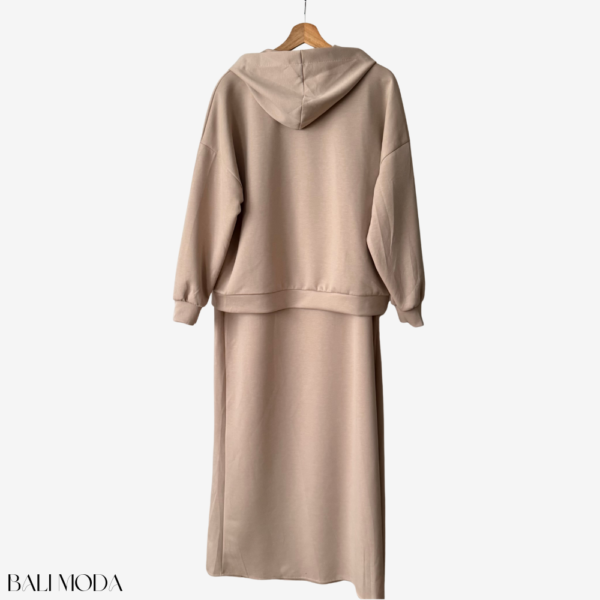 طاقم سكوبا من قطعتين