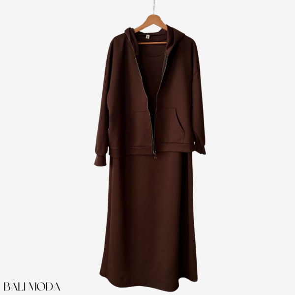 طاقم سكوبا من قطعتين